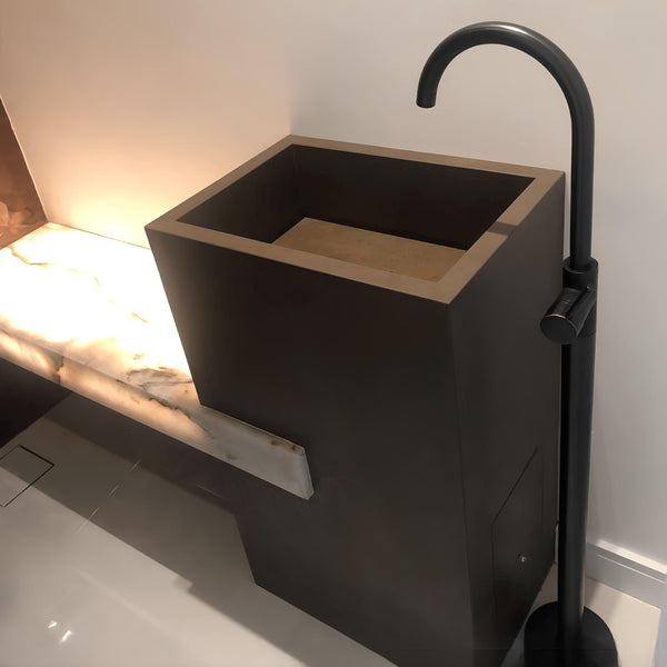 Torneira de Piso para Banheiro